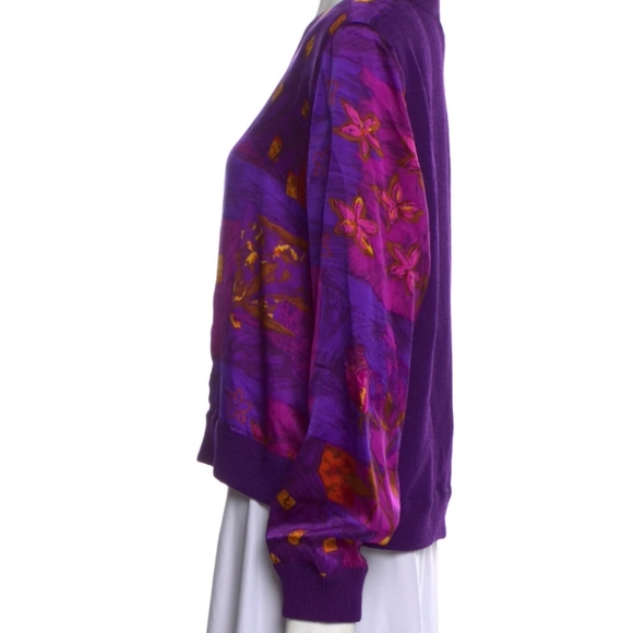 St. John Collection Satin and Knit Cardigan Top in Purple Abstract - Picture 3 of 14